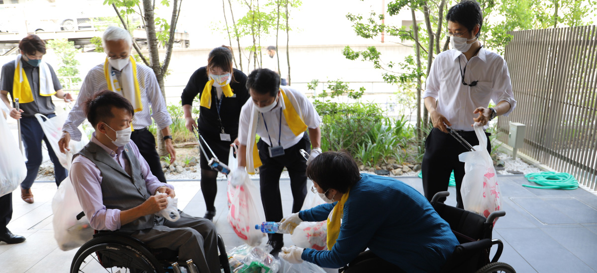 地域清掃活動の様子